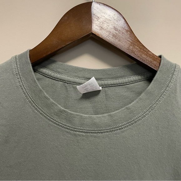 Olive Green Short Sleeve Crew Neck Tee Santa Barbara Women’s Medium Fits - Picture 2 of 7